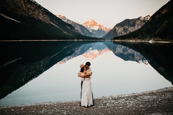 adventurous-austrian-lake-elopement-inspiration-29