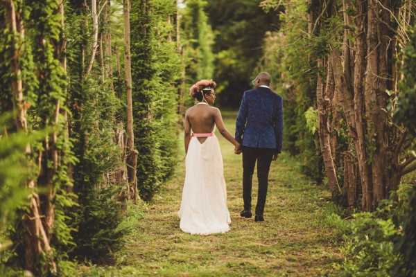 calling-all-creative-couples-this-artistic-and-stylish-woodhall-manor-wedding-is-for-you-15