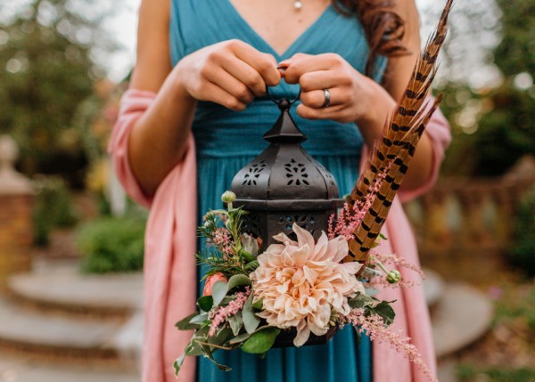 cerulean-and-dusty-peach-pennsylvania-wedding-at-aldie-mansion-15