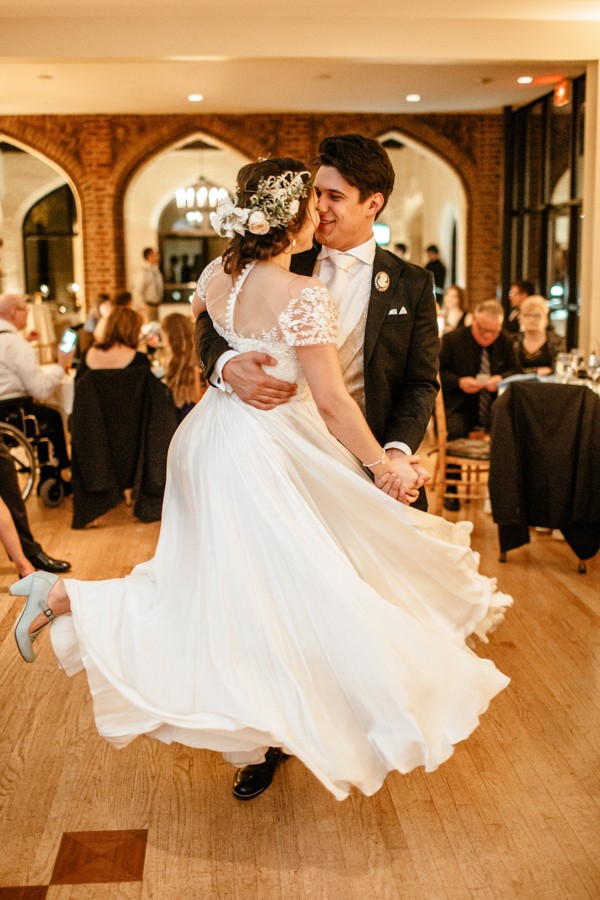 cerulean-and-dusty-peach-pennsylvania-wedding-at-aldie-mansion-34