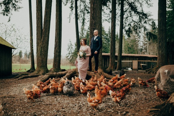 cozy-vancouver-island-cabin-wedding-at-dolphins-resort-28