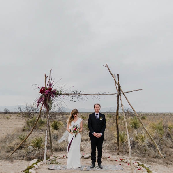 eclectic-west-texas-destination-wedding-at-the-marathon-motel-11