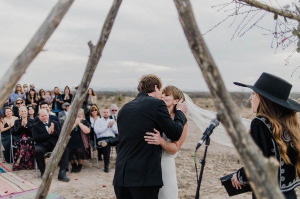 eclectic-west-texas-destination-wedding-at-the-marathon-motel-7