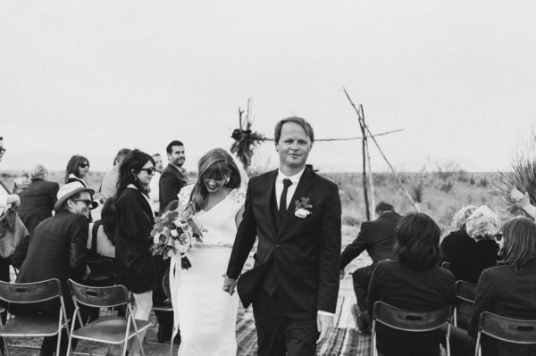 eclectic-west-texas-destination-wedding-at-the-marathon-motel-9