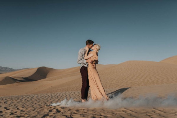 ethereal-imperial-sand-dunes-engagement-photos-16