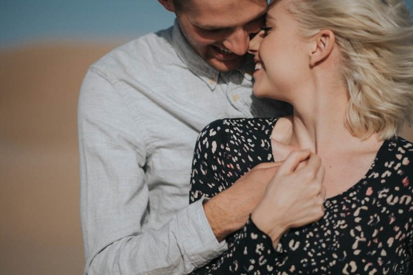 ethereal-imperial-sand-dunes-engagement-photos-2
