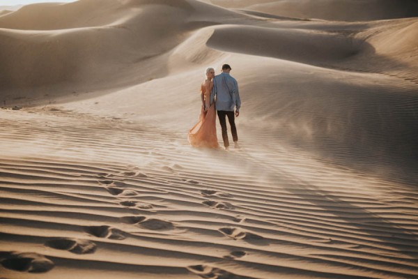 ethereal-imperial-sand-dunes-engagement-photos-20