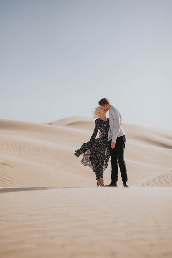 ethereal-imperial-sand-dunes-engagement-photos-3