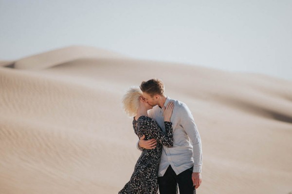 ethereal-imperial-sand-dunes-engagement-photos-4