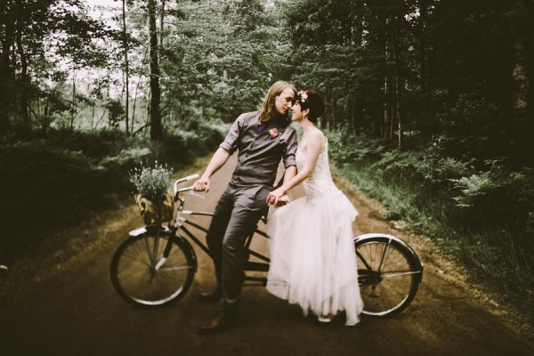 fairy-tale-cabin-wedding-in-northern-michigan-37