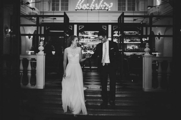 intimate-chicago-rooftop-wedding-at-little-goat-diner-10