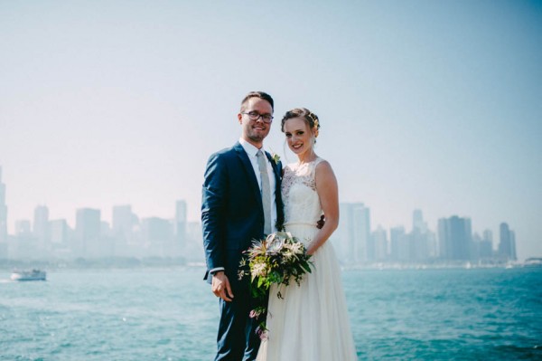 intimate-chicago-rooftop-wedding-at-little-goat-diner-14