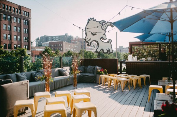 intimate-chicago-rooftop-wedding-at-little-goat-diner-16