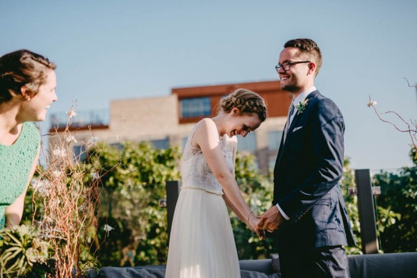 intimate-chicago-rooftop-wedding-at-little-goat-diner-18