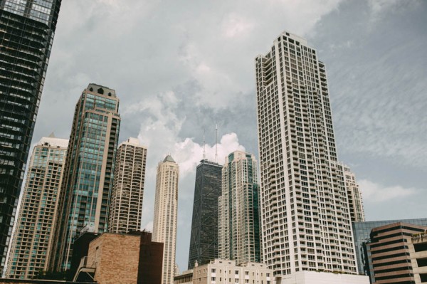 intimate-chicago-rooftop-wedding-at-little-goat-diner-4