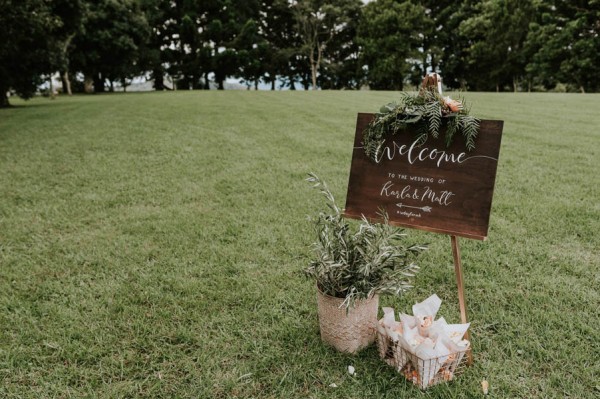 lush-bohemian-australian-wedding-at-maleny-retreat-14