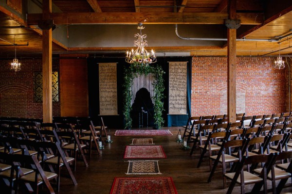 organic-industrial-louisiana-wedding-at-aubrey-hall-13