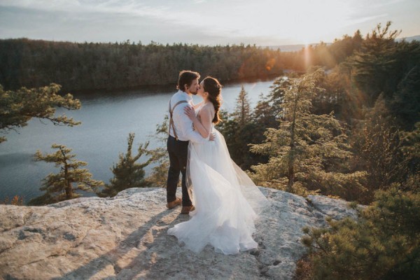 surprise-cliffside-elopement-in-upstate-new-york-15