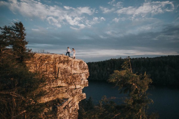 surprise-cliffside-elopement-in-upstate-new-york-17