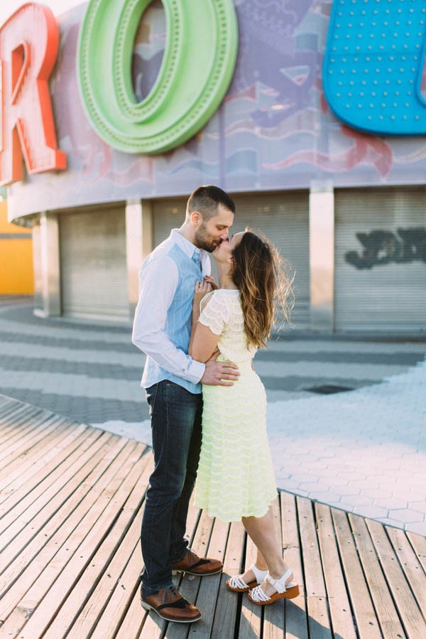 these-coney-island-anniversary-photos-are-equal-parts-colorful-and-romantic-17