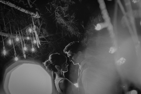 this-dinner-for-two-at-areias-do-seixo-was-the-sweetest-elopement-under-the-stars-33