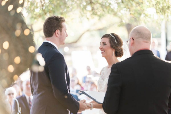 vintage-jewel-tone-austin-wedding-at-antebellum-oaks-17