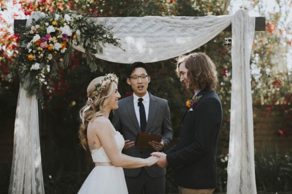 whimsical-bohemian-wedding-at-the-slate-barn-and-gardens-32