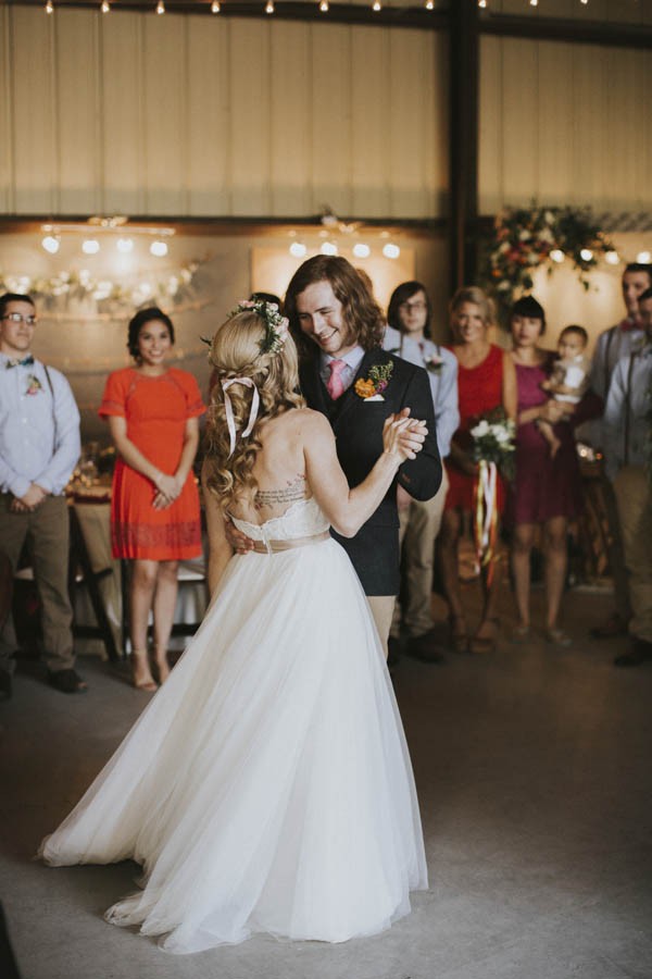 whimsical-bohemian-wedding-at-the-slate-barn-and-gardens-45