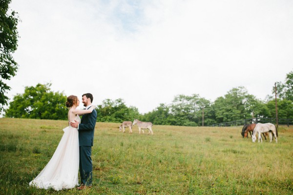 delicate-details-and-a-bhldn-gown-stole-our-hearts-in-this-bloomsbury-farm-wedding-17