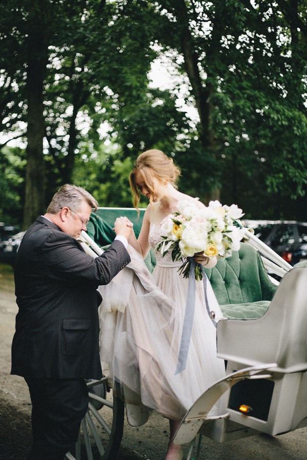 delicate-details-and-a-bhldn-gown-stole-our-hearts-in-this-bloomsbury-farm-wedding-22