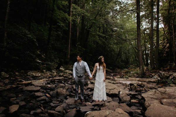 incrediby-intimate-waterfall-elopement-at-cloudland-canyon-state-park-16