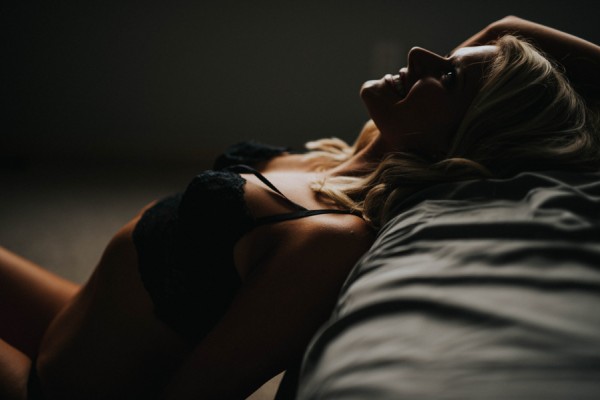 intimate-calgary-boudoir-session-at-home-12