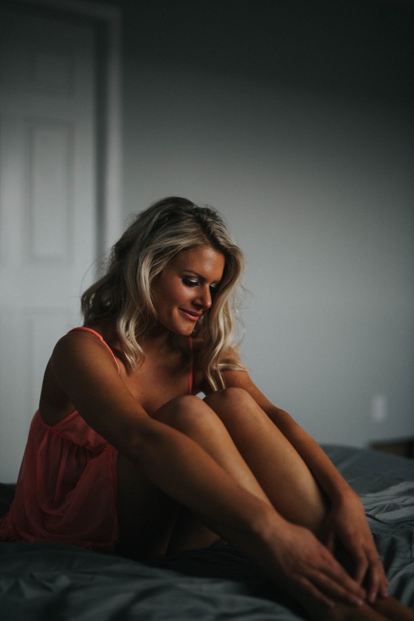 intimate-calgary-boudoir-session-at-home-24