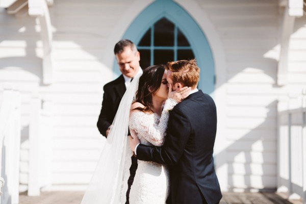 positively-charming-small-town-texas-wedding-at-henkel-hall-33