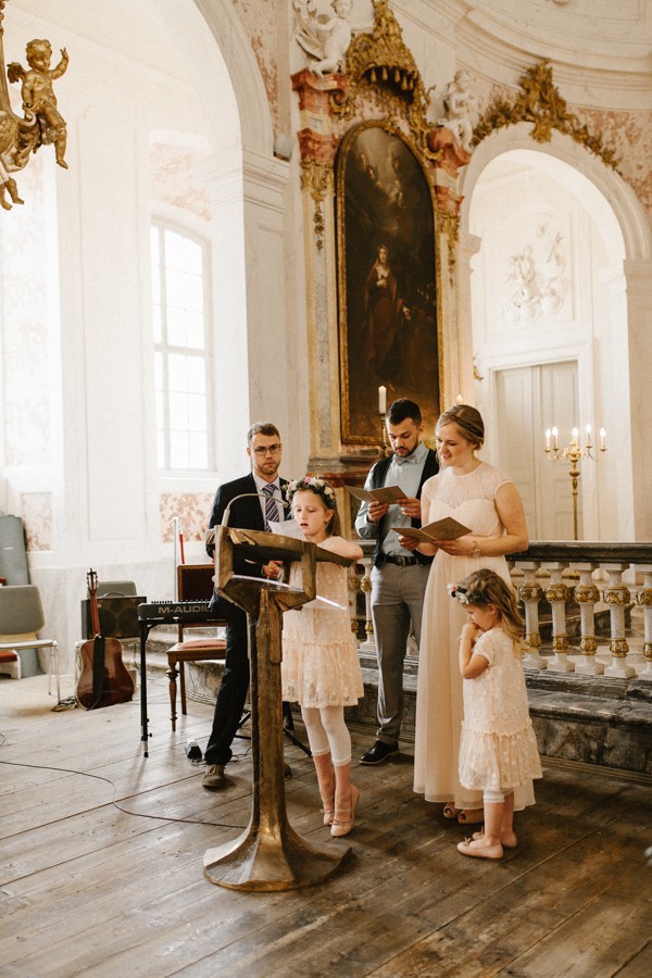 romantic-antique-german-wedding-at-kloster-nimbschen-15