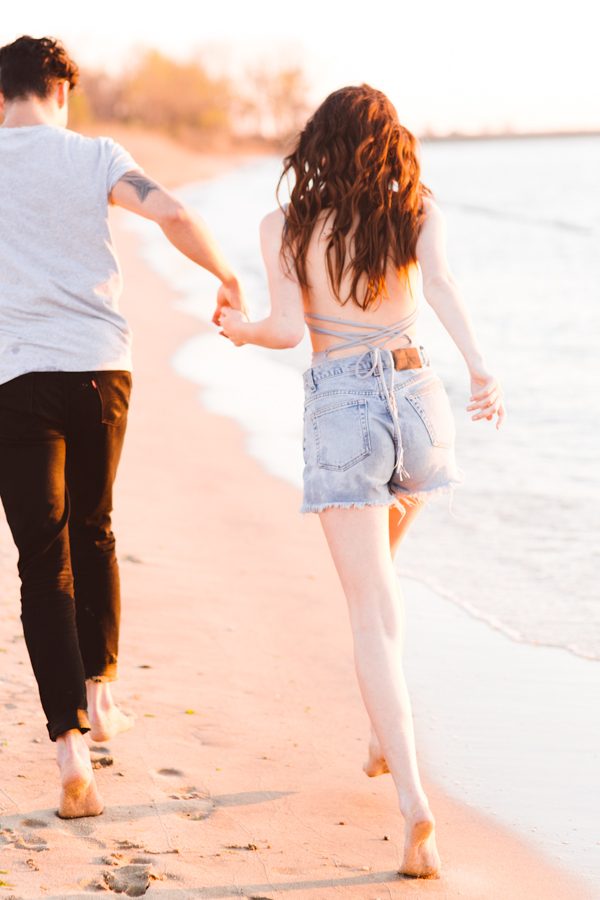 This Cute Couple Slays in their Sunset Sweetheart Session on Kent Island