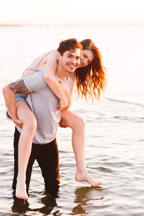 This Cute Couple Slays in their Sunset Sweetheart Session on Kent Island