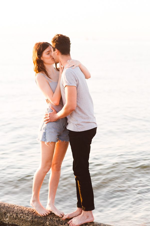 This Cute Couple Slays in their Sunset Sweetheart Session on Kent Island