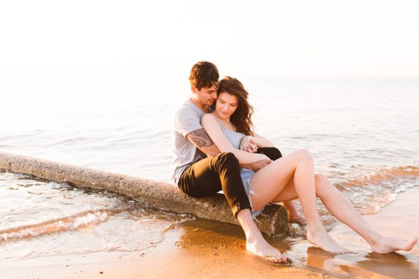 This Cute Couple Slays in their Sunset Sweetheart Session on Kent Island