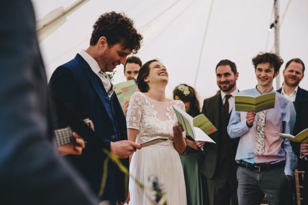 this-festive-english-marquee-wedding-is-the-definition-of-adorable-15