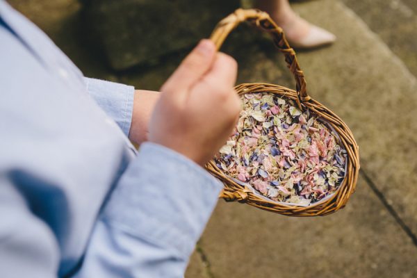 this-festive-english-marquee-wedding-is-the-definition-of-adorable-21