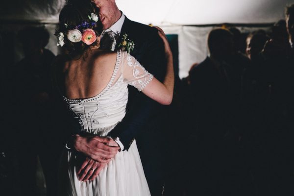 this-festive-english-marquee-wedding-is-the-definition-of-adorable-31