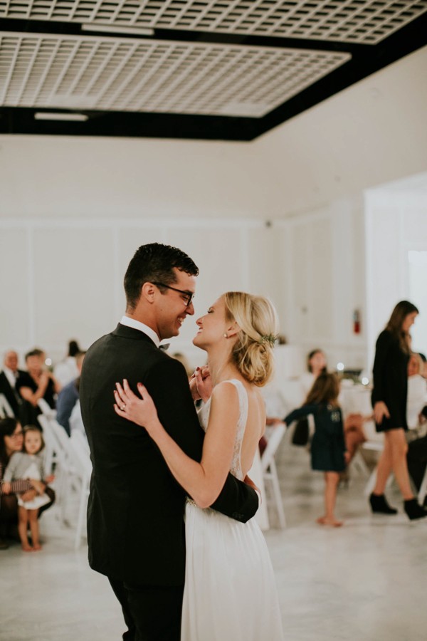 this-sarasota-wedding-at-the-devyn-perfectly-nails-relaxed-elegance-30