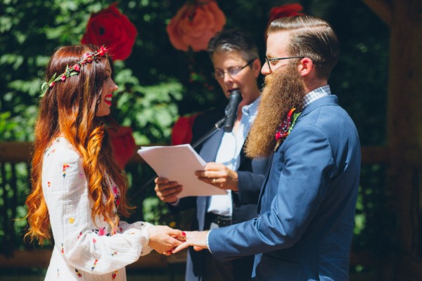 whimsical-glam-londonderry-vermont-wedding-in-the-woods-36