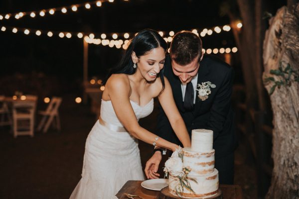 44-guests-celebrated-in-an-organic-candlelit-wedding-at-lauberge-de-sedona-42