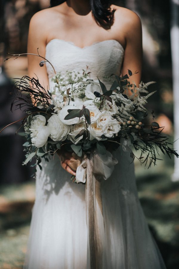 44-guests-celebrated-in-an-organic-candlelit-wedding-at-lauberge-de-sedona-8