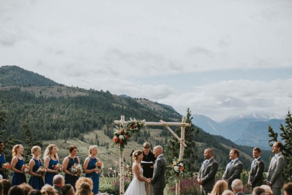 We're Overwhelmed by This Wedding Ceremony Overlooking the North Cascades Hartman Outdoor Photography-25