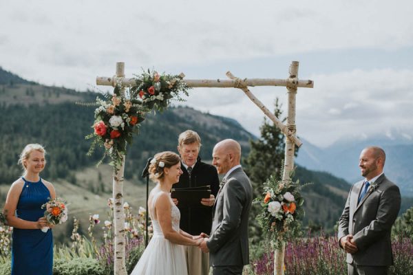 We're Overwhelmed by This Wedding Ceremony Overlooking the North Cascades Hartman Outdoor Photography-26