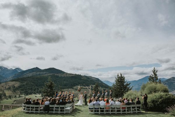 We're Overwhelmed by This Wedding Ceremony Overlooking the North Cascades Hartman Outdoor Photography-27