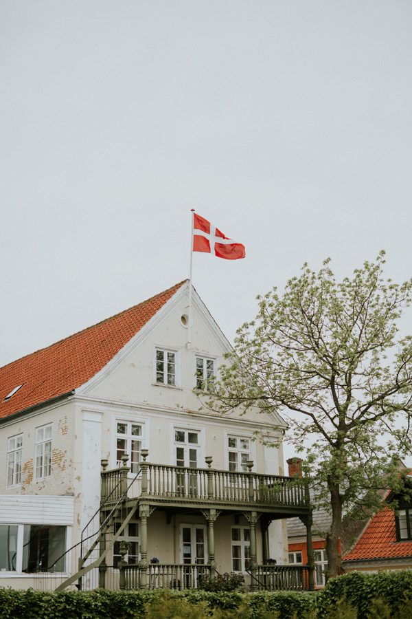 botanical-danish-island-wedding-at-the-garden-of-badehotel-aero-1